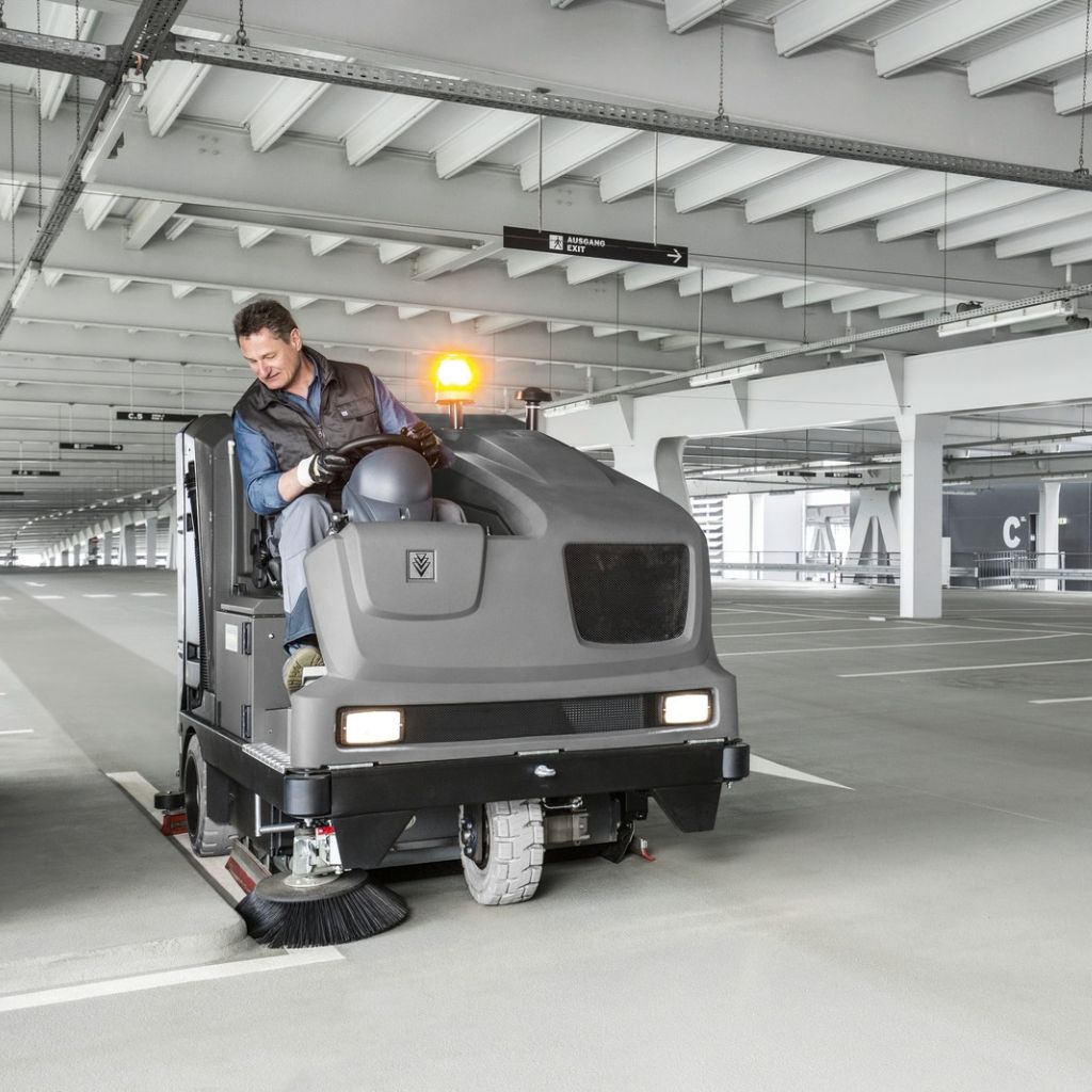 FREGADORA KÄRCHER B 300 R I DIESEL