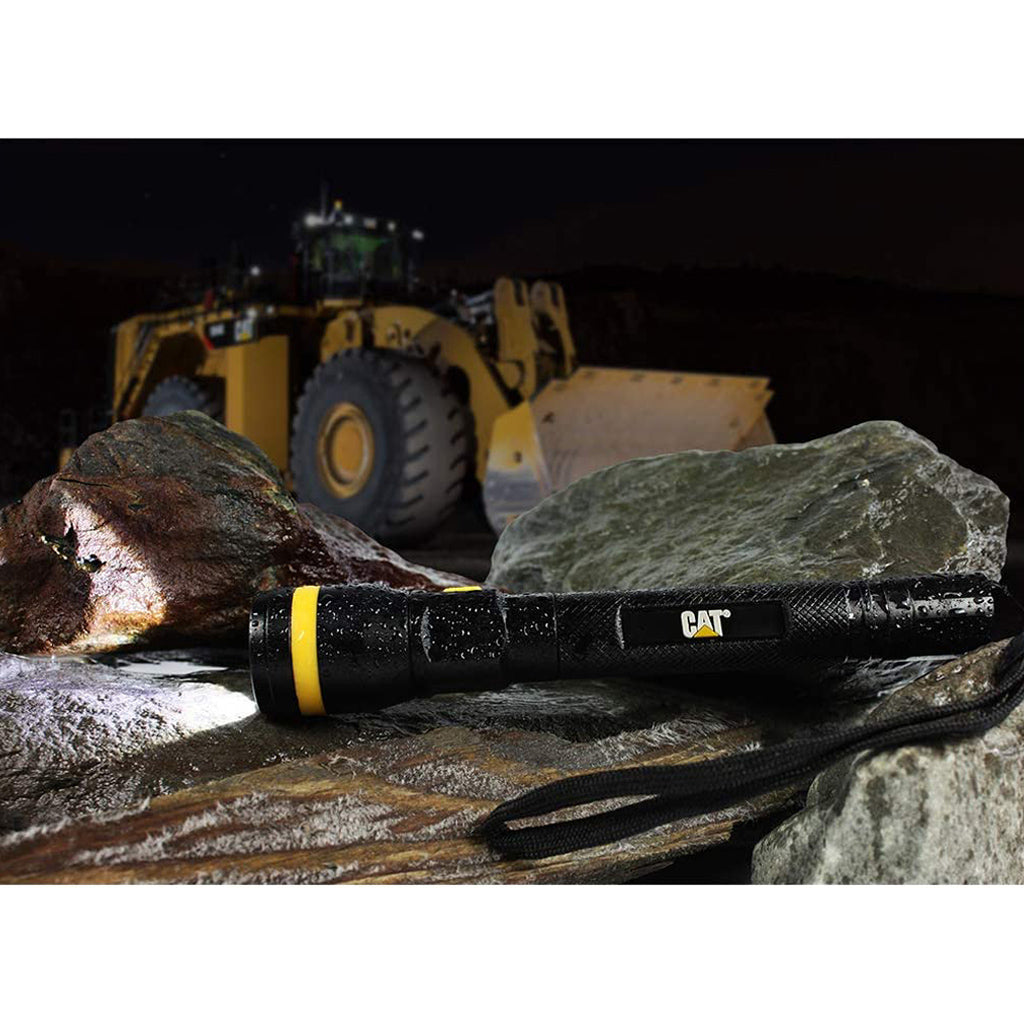 LINTERNA TÁCTICA RECARGABLE CAT CT2205