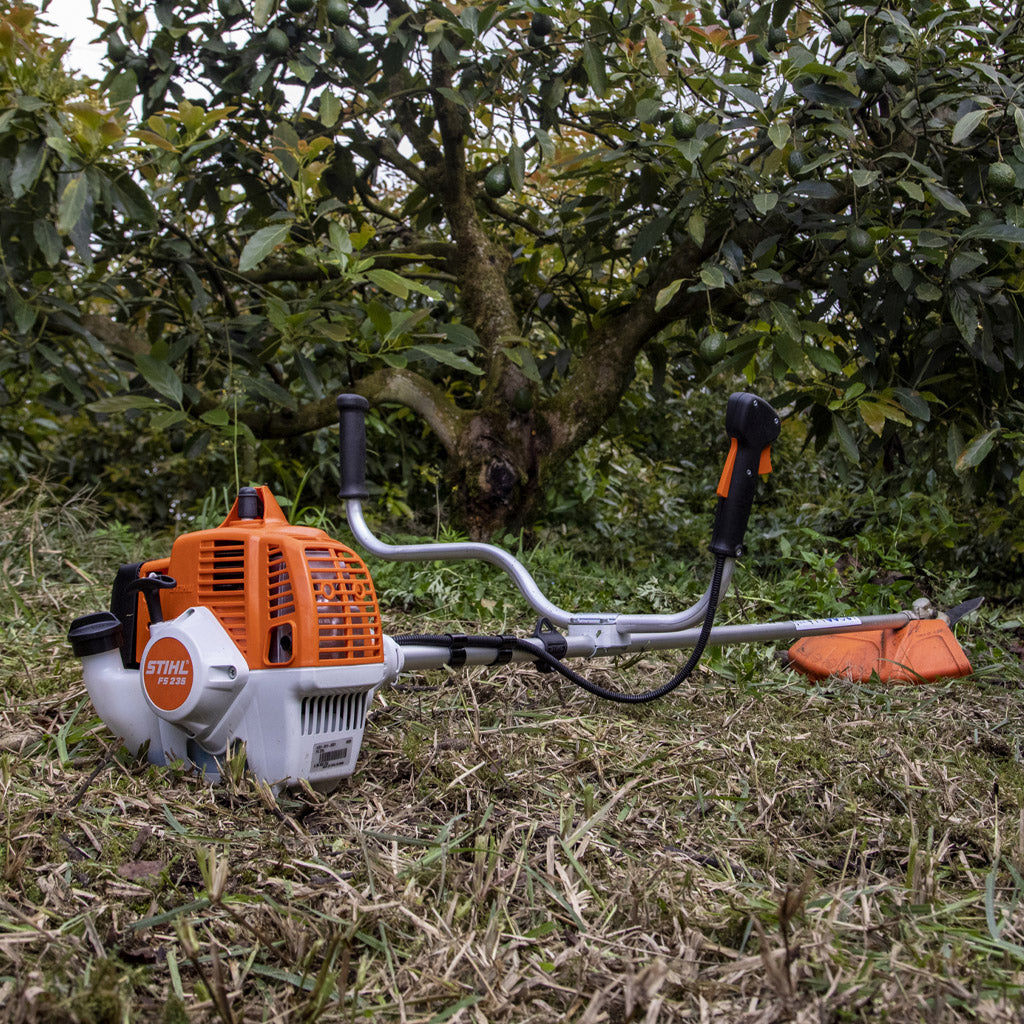DESMALEZADORA STIHL FS 235