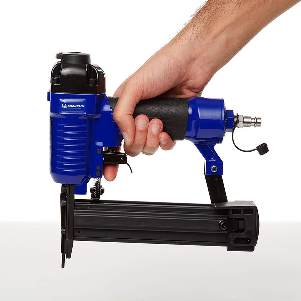 PISTOLA CLAVADORA/ENGRAMPADORA MICHELIN