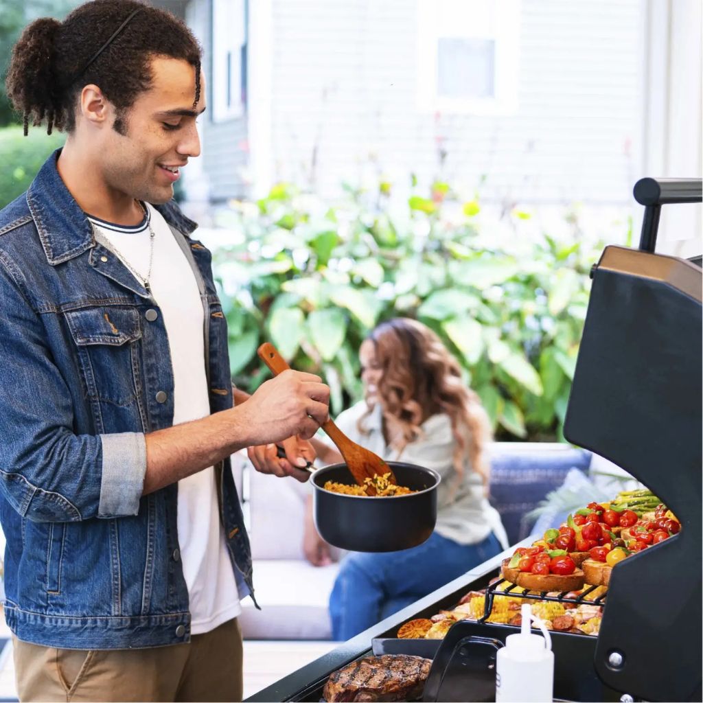 PARRILLA A GAS CHARBROIL PRO SERIES 4 QUEMADORES