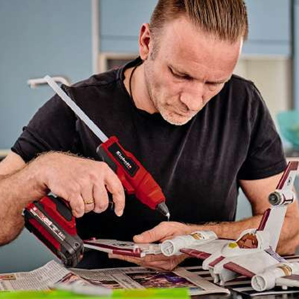 PISTOLA DE SILICONA TE-CG 18 S/ BATERÍA