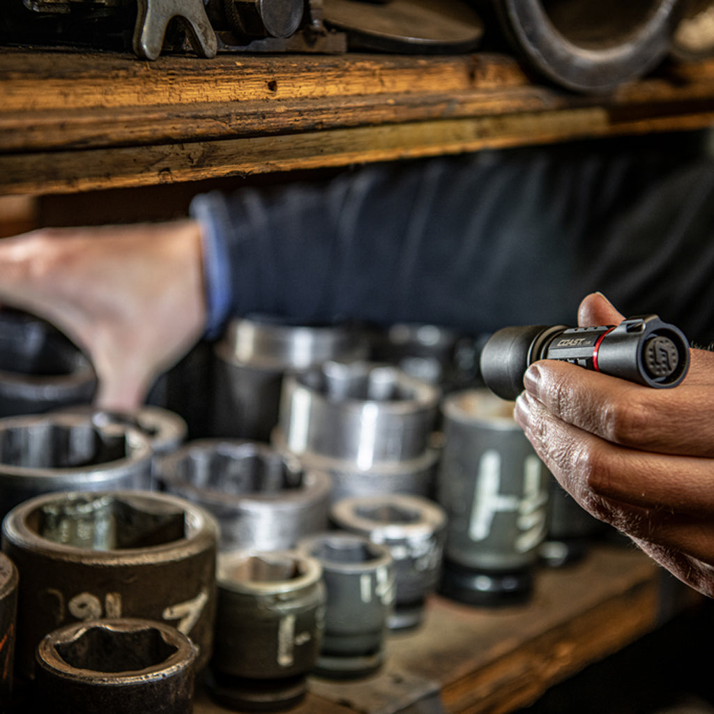 LINTERNA COAST XP6R - 400 LM - 180 MTS