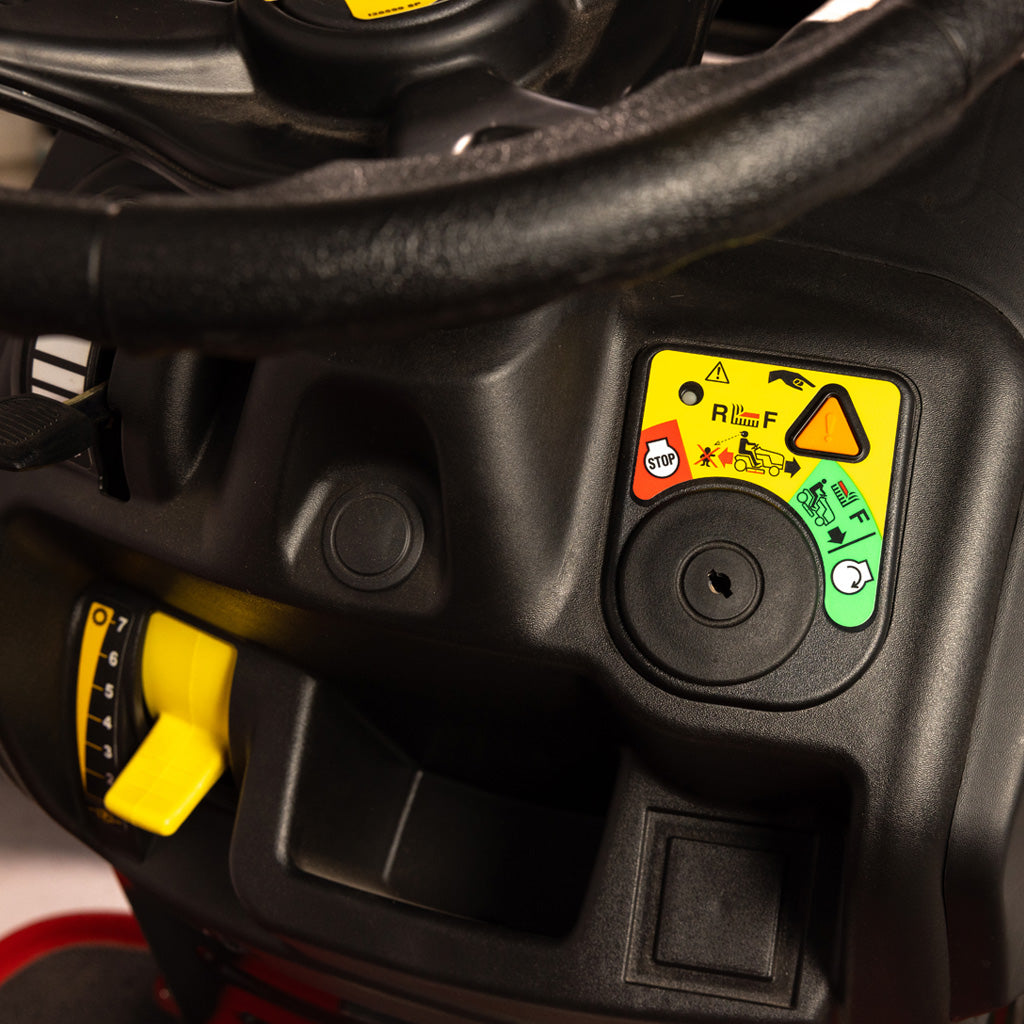 TRACTOR CORTA CÉSPED YARD MACHINES 17,5 HP