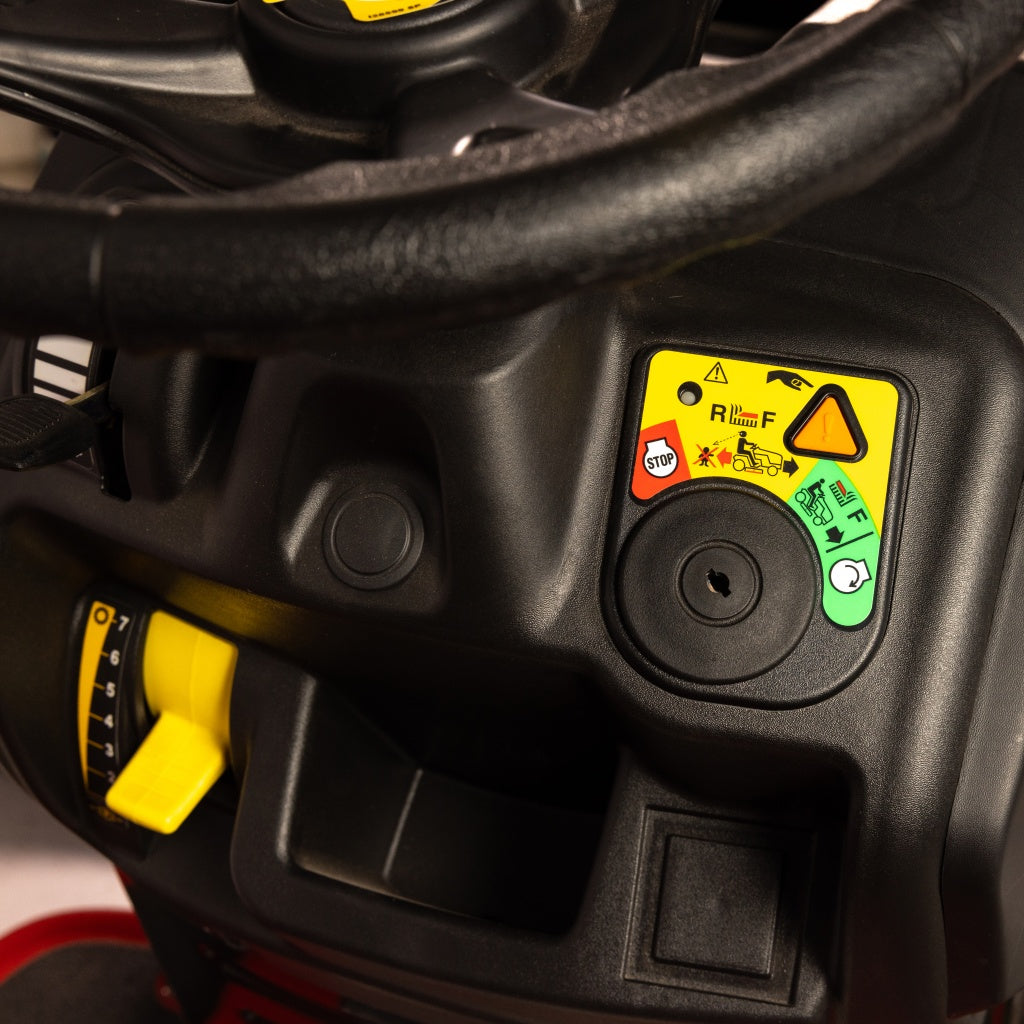 TRACTOR CORTA CÉSPED YARD MACHINES 22 HP