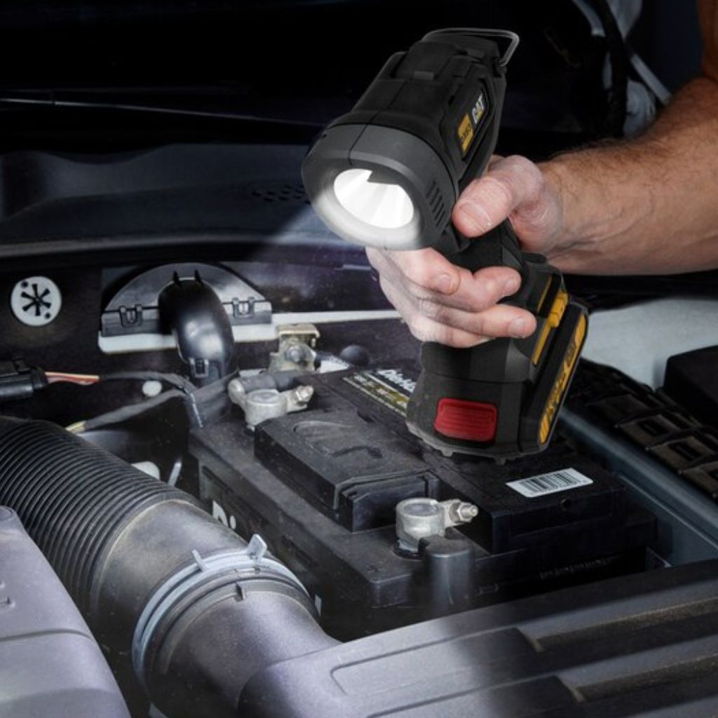LUZ DE TRABAJO  CAT DX63B 18 V S/ BATERÍA